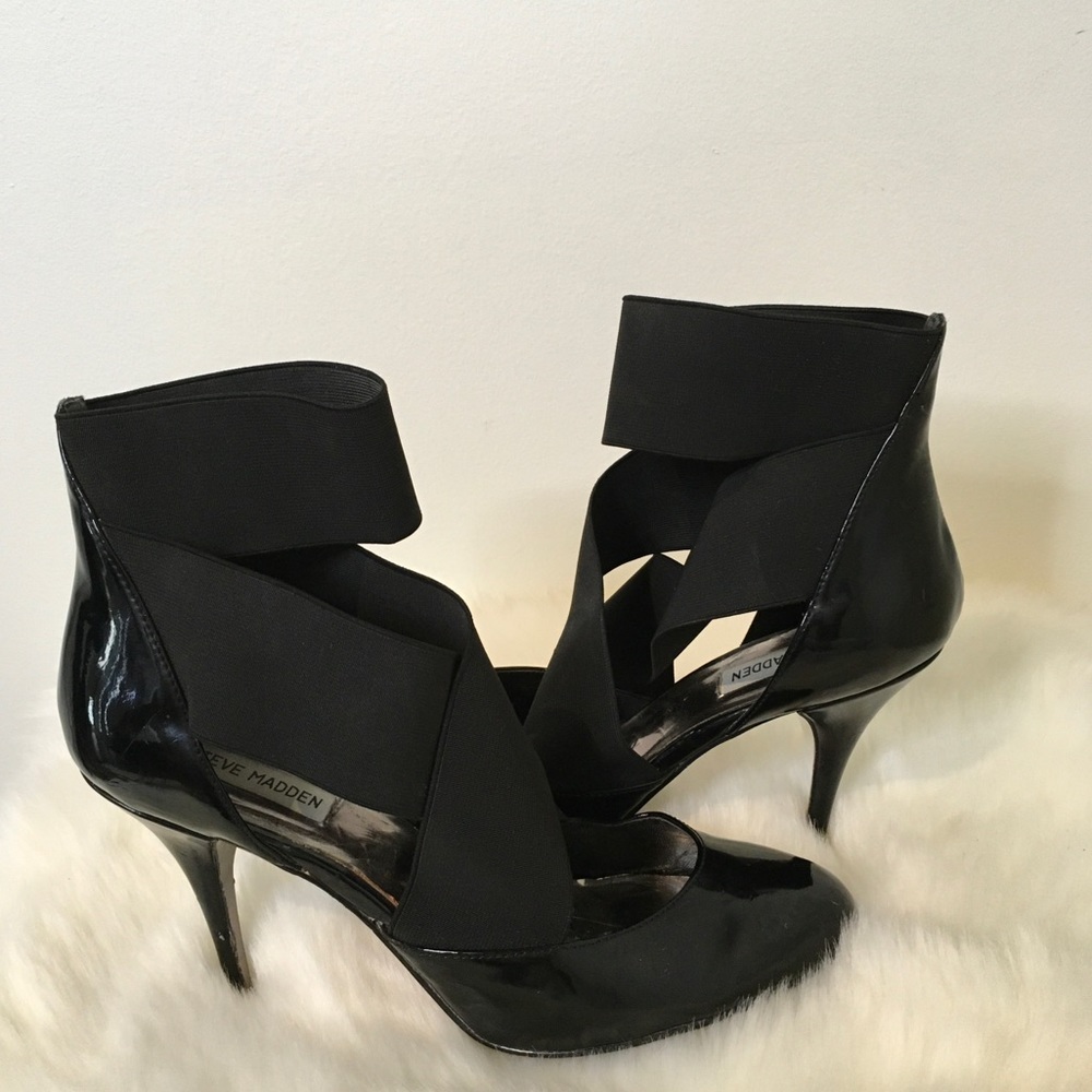 Steve Madden Patent Leather Pump